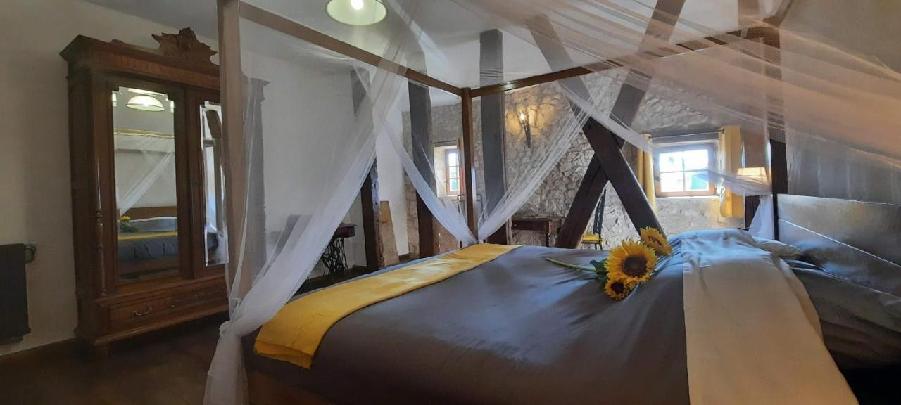 Le Fort D'Issigeac Chambres D'Hotes Bagian luar foto